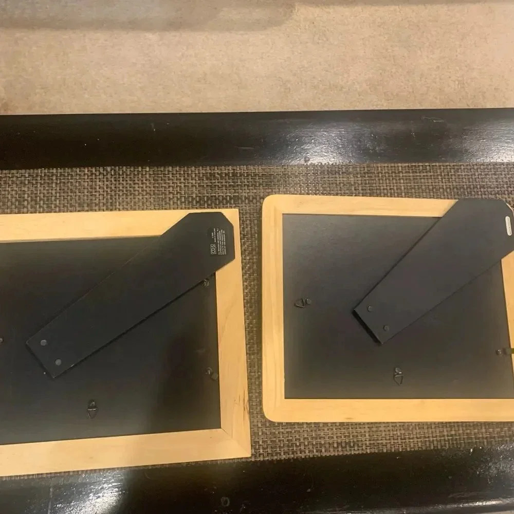 Elegant Set of 2 matching‎ wooden picture frames - timeless charm!